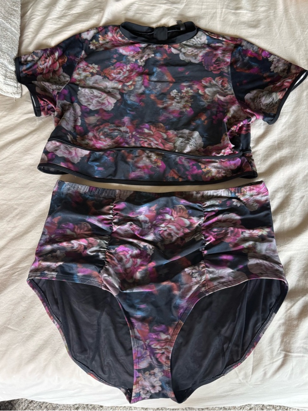 Floral High-Waist Bikini Panty Set in Black & Pink